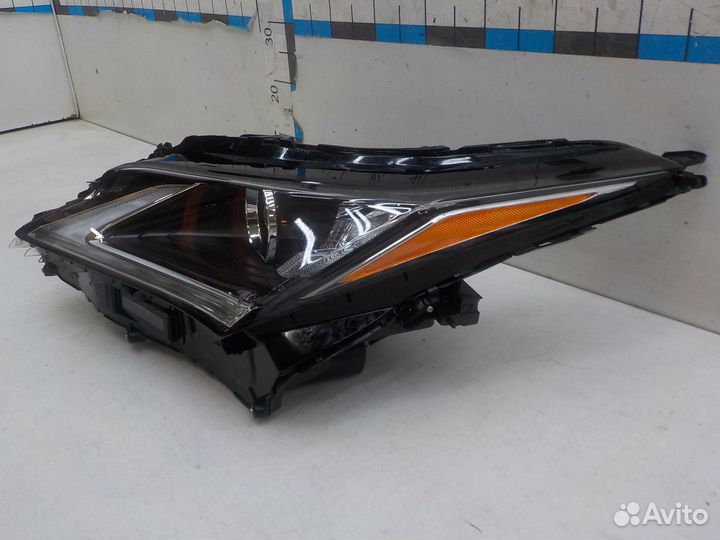 Фара левая Lexus RX200t/RX300/RX350/RX350L/RX450h/RX450hL