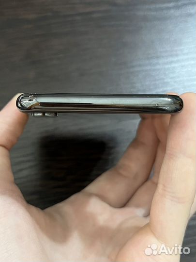 iPhone X, 64 ГБ