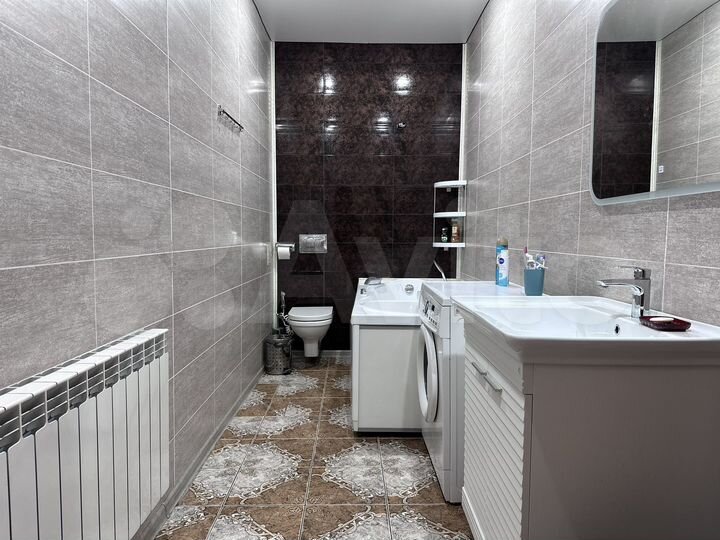 Дом 288 м² на участке 10 га