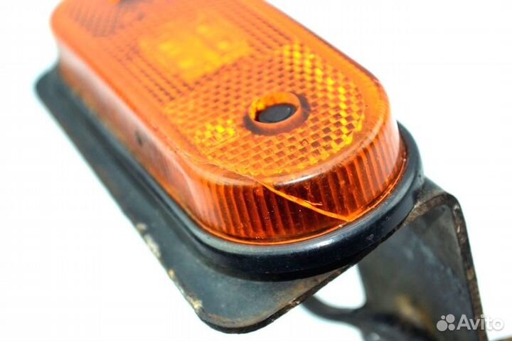 Кронштейн габаритного фонаря, правая сторона renau