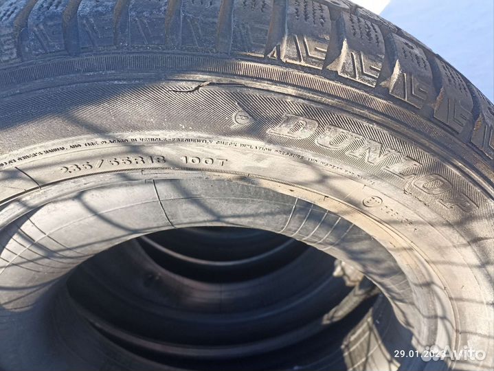 Dunlop SP Winter Ice 01 235/55 R18