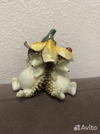 Статуэтка Ежи