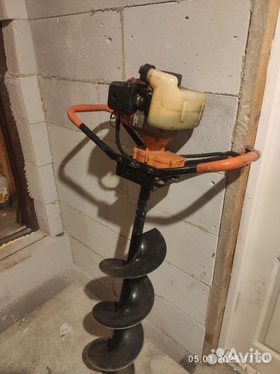 Бензобур Сarver ag-52/000