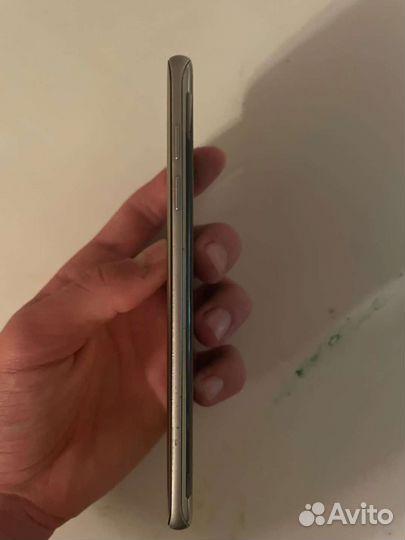 Мобильные телефоны бу samsung S7