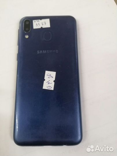 Samsung Galaxy M20, 3/32 ГБ