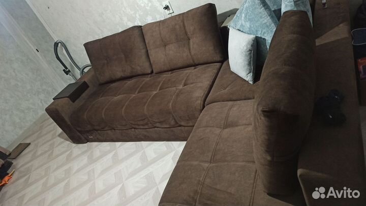 Угловой диван