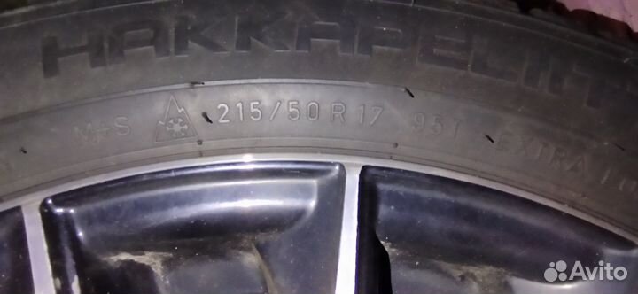 Nokian Tyres Hakkapeliitta 8 215/50 R17