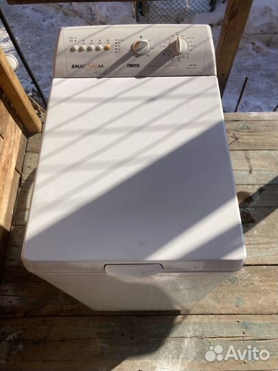 Продам стиральную машину Zanussi на запчасти