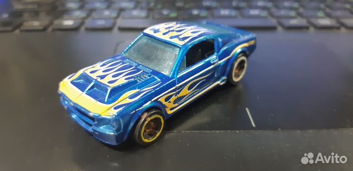 Модель Hot Wheels б/у 