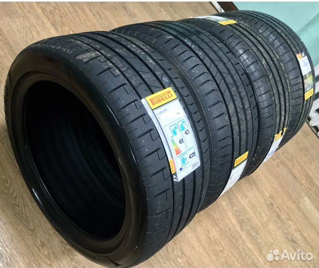 Pirelli P Zero Sports CAR 285/40 R21