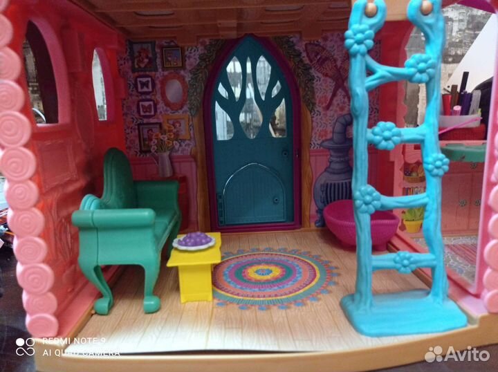 Кукольный домик