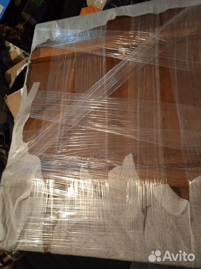 Старинный постер на дереве