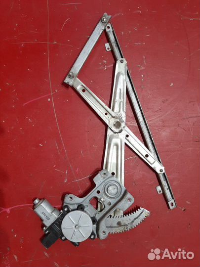 Механизм стеклоподъемника передний правый