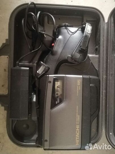 Видеокамера Hitachi VM-2580