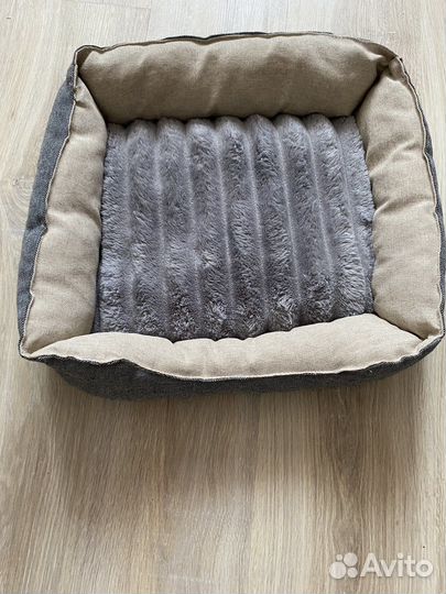 Лежанка для собак