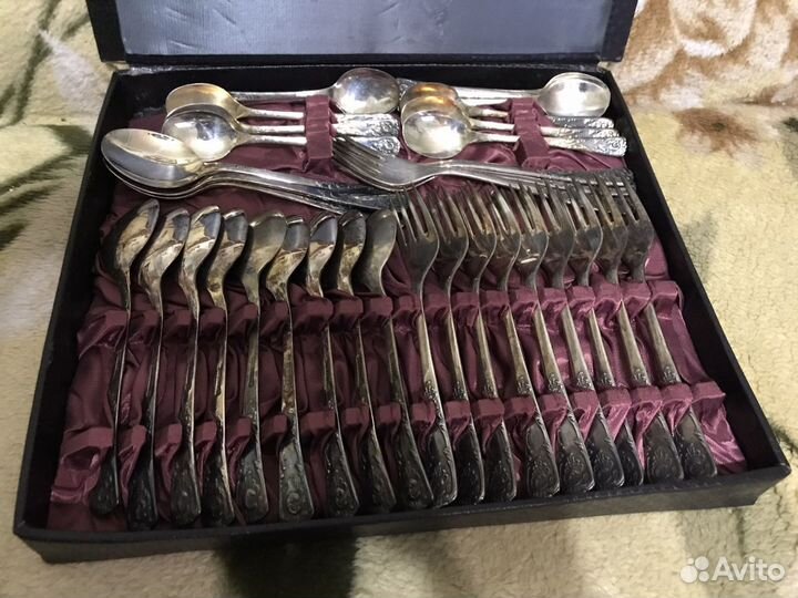 Набор столовых приборов