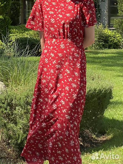 Платье женское