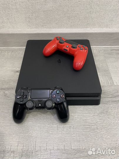 Sony PS4 500гб + 2 геймпада