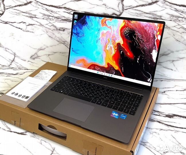 Honor magicbook X16 i5 12450H/ 8GB / SSD / NEW