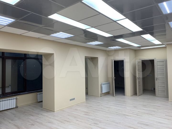 Помещение свободного назначения, 130 м²