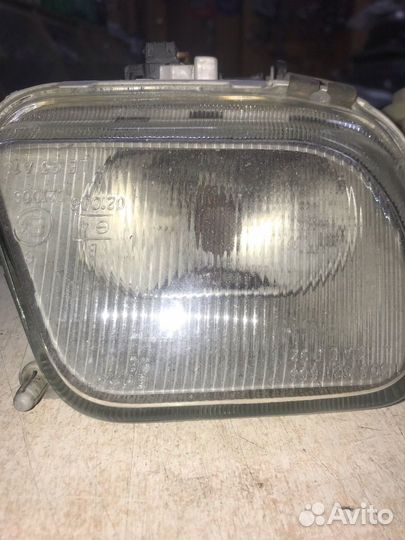 Фары противотуманные Mercedes E-класс 210