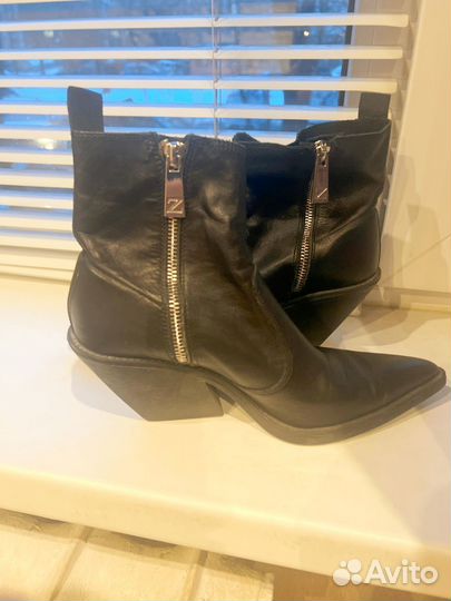 Казаки zara 38