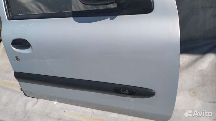 Дверь передняя правая Renault Symbol