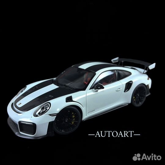 1/18 Porsche 911 GT2