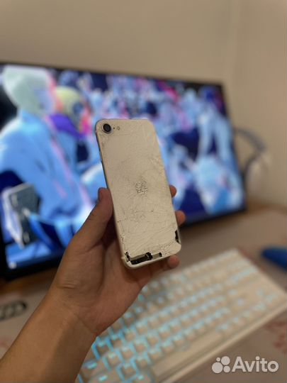 iPhone SE (2020), 128 ГБ