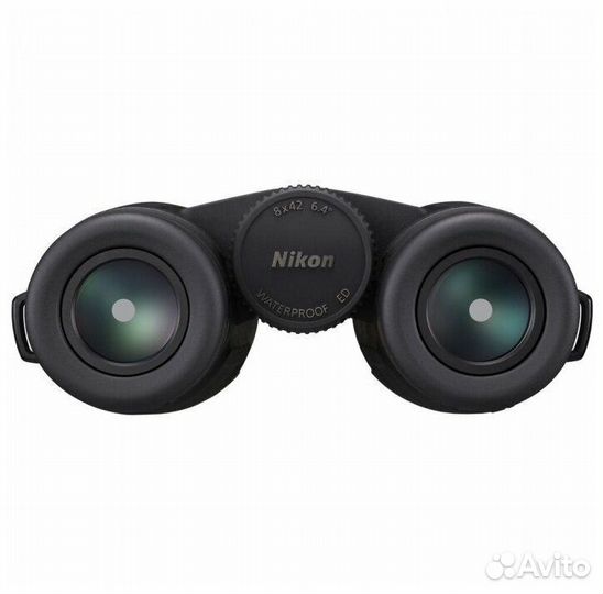 Бинокль Nikon Monarch M5 8x42
