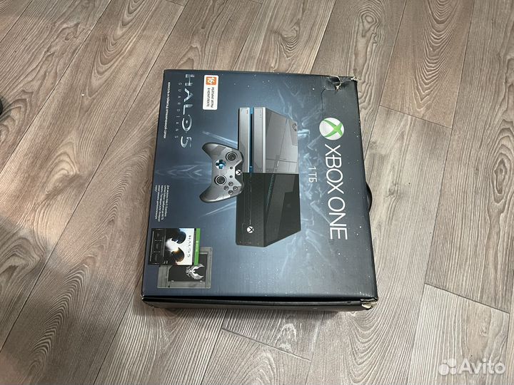 Xbox One 1Tb Halo limited edition