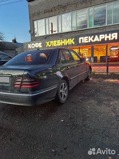 Mercedes-Benz E-класс 2.2 AT, 1999, 251 000 км