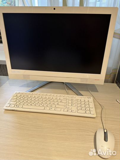 Моноблок lenovo ideacentre AIO 300-22ISU