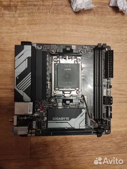 Gigabyte b650i AX WiFi DDR5 AM5