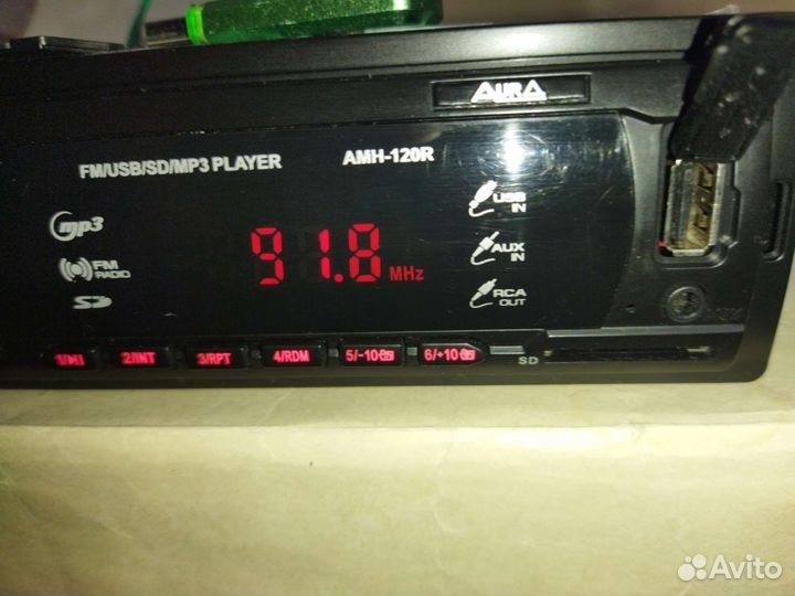 Автомагнитола аура 40х4