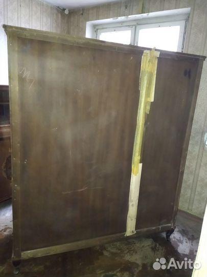 Винтажный шкаф Югославия антикварный