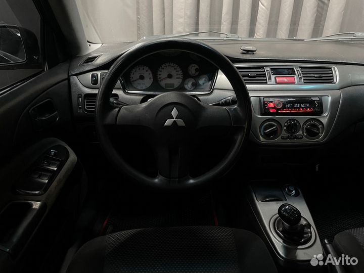 Mitsubishi Lancer 1.6 МТ, 2005, 213 000 км