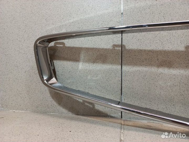 Накладка решетки радиатора Geely Atlas Pro