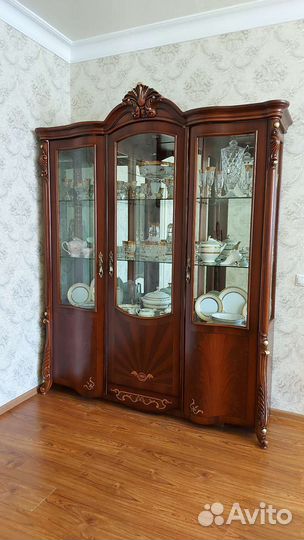 Комод для посуды