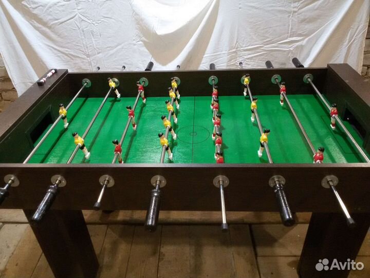 Настольный футбол кикер