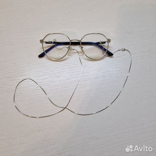 Цепочка держатель для очков с бусинками, новая