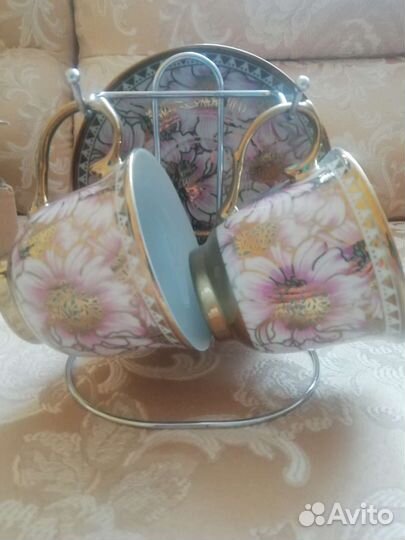 Кофейная пара на подставке