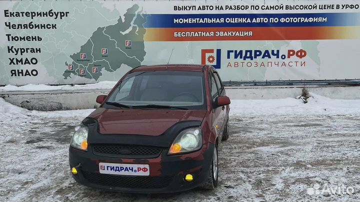 Консоль Ford Fiesta (Mk VI)