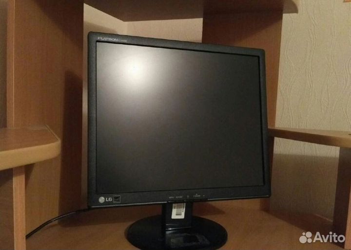 Монитор LG Flatron L1942S, 1280x1024, 75 Гц, TN