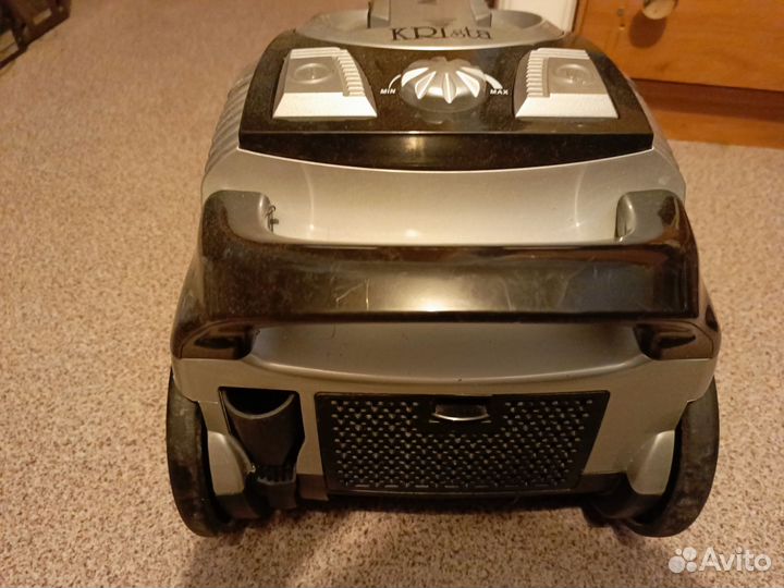 Продам пылесос Krista 1600W