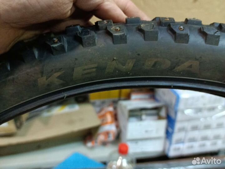 Покрышки 26 kenda с шипами