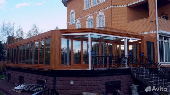 Безрамное остекление террасы