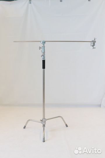 Стойка студийная для вспышки С-стенд, журавль