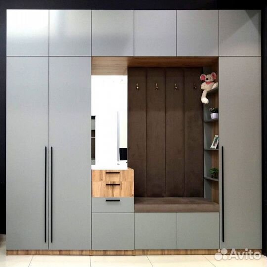 Корпусная мебель для прихожей