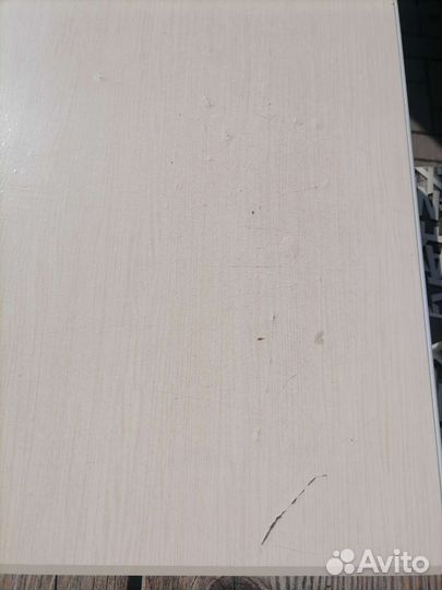 Кухонный стол и стулья